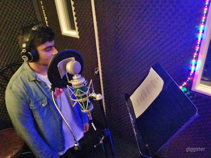 Luxurious Recording Studio in Chelsea(Buyout) Photo 3