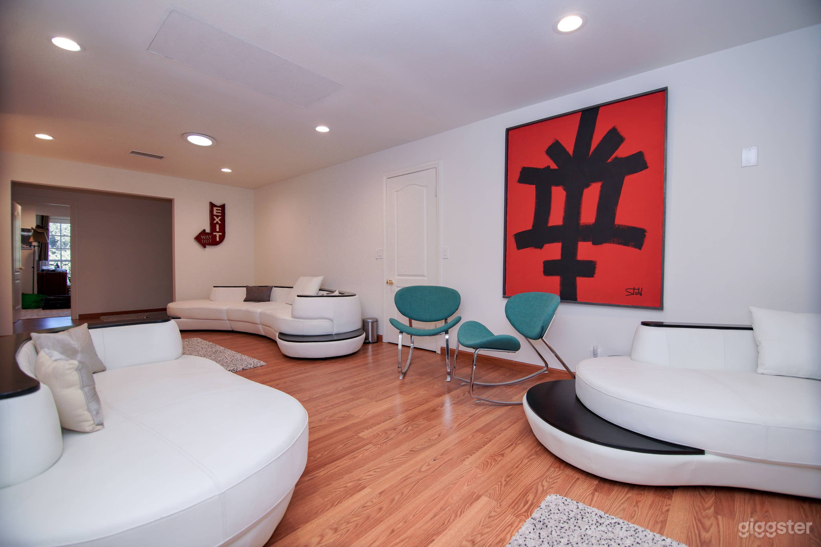 12BR Ranch Estate Buyout Photo 4