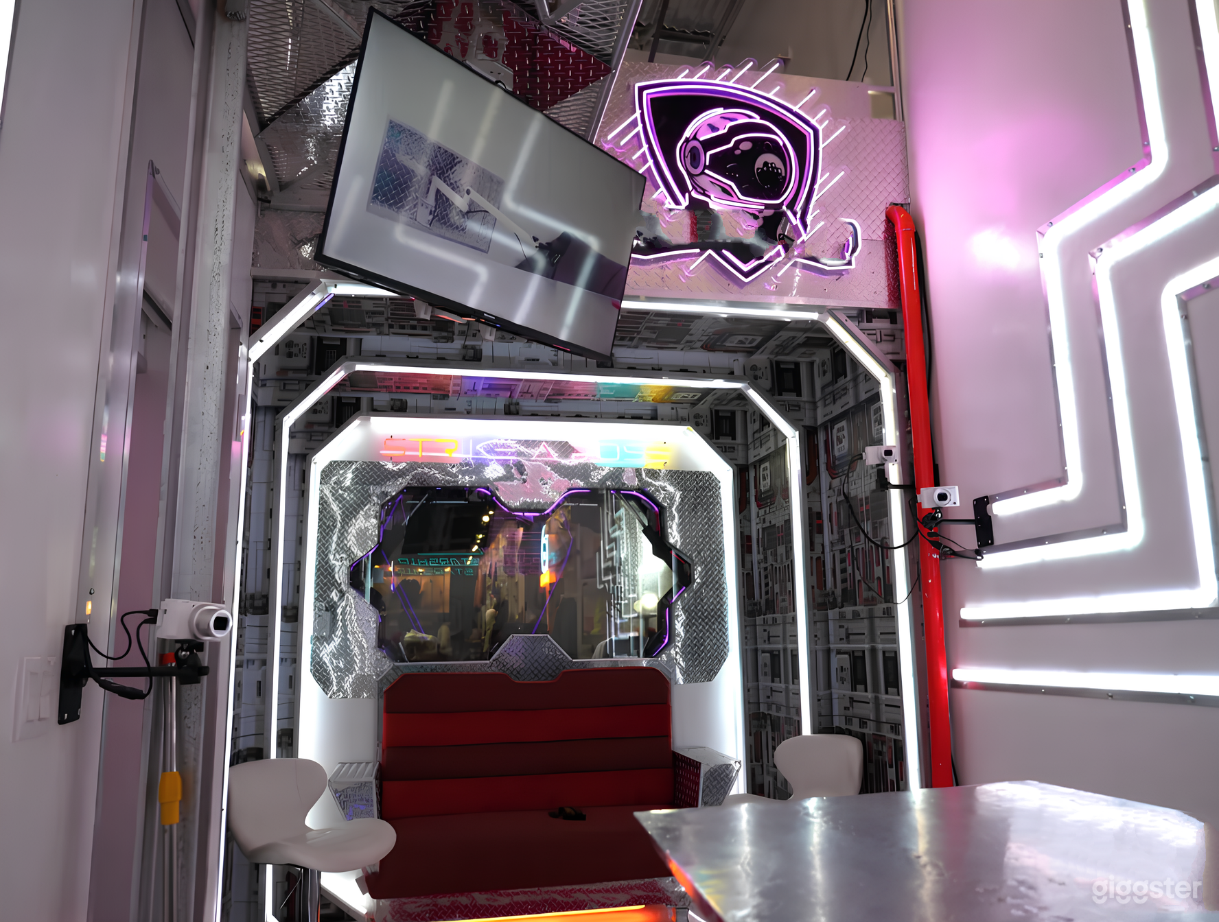 Ultra -modern Podcast Studio Photo 2