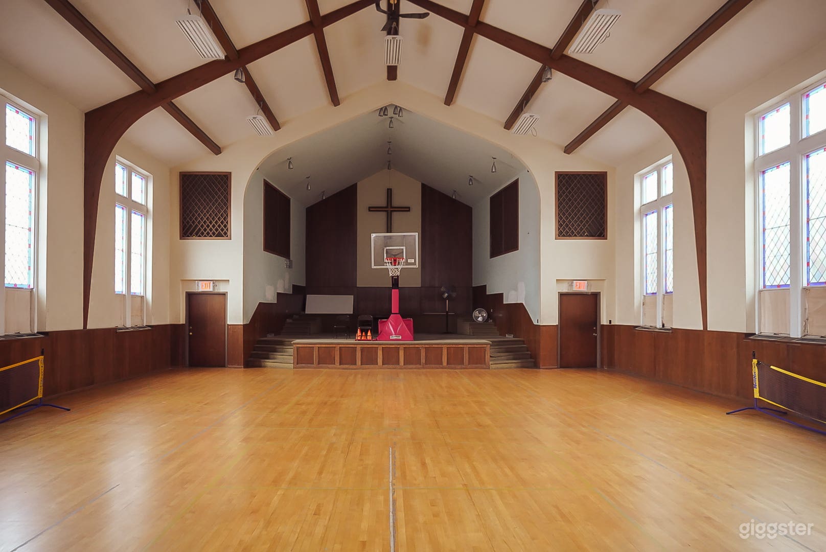 Spacious Retro Gym w/ High Ceilings, Natural Light Photo 2