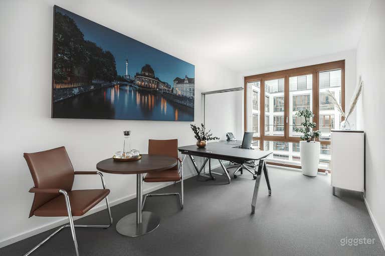  Tagesbüro  
