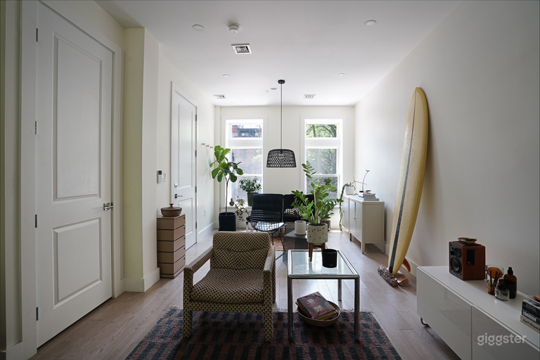  SHAPIRA'S LINDO TOWNHOUSE 