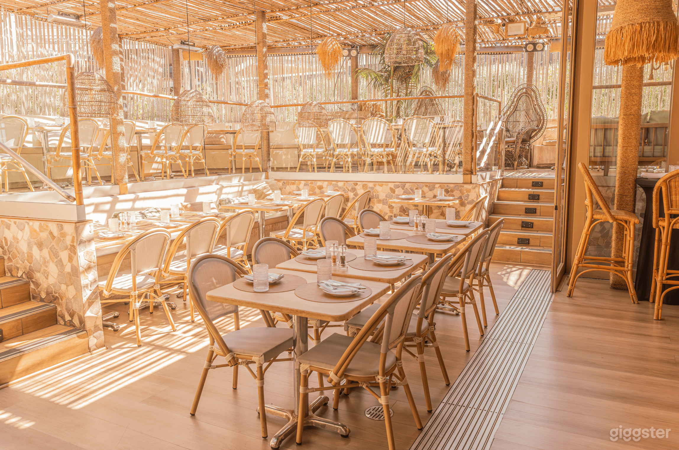 Chic Santa Monica Restaurant & Rooftop (Full Buyout) Photo 2