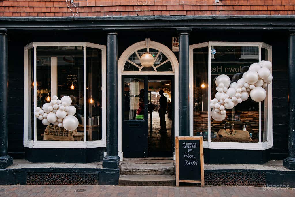 Elegant Rustic Coffee Roastery  Photo 1