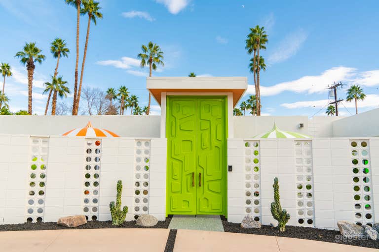  Iconic Mid-Century Palm Springs Home with Pool & Views 