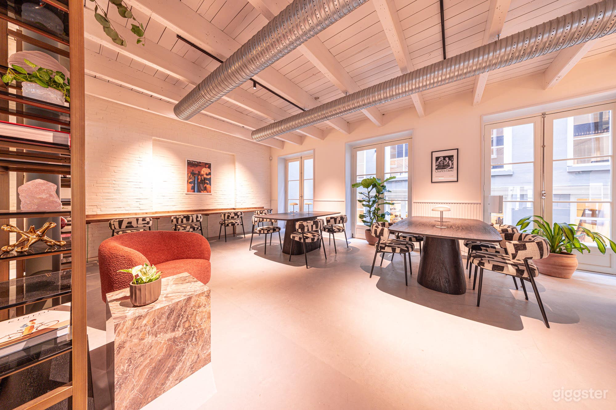 Luxe Evenement Lounge met Café en Bar Foto 4