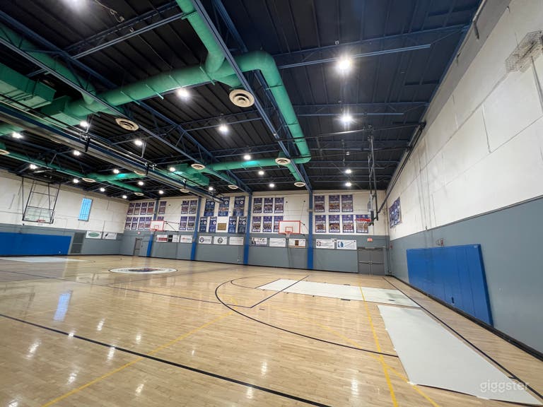  Multiple indoor basketball and gym for filming 