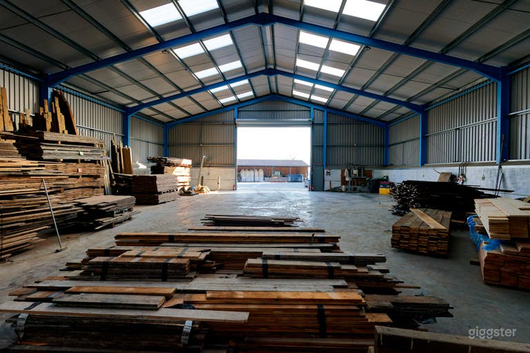  Versatile Timber Yard For Photo Shoots & Filming 