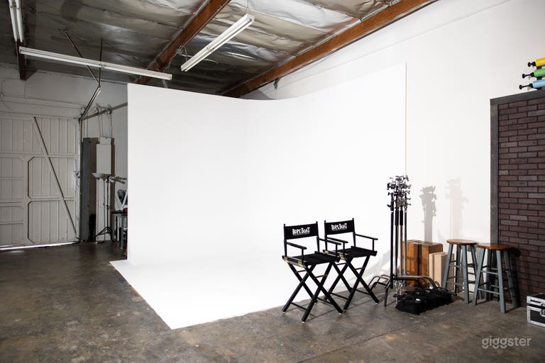  * Our Cyc Wall
* Available for you! 