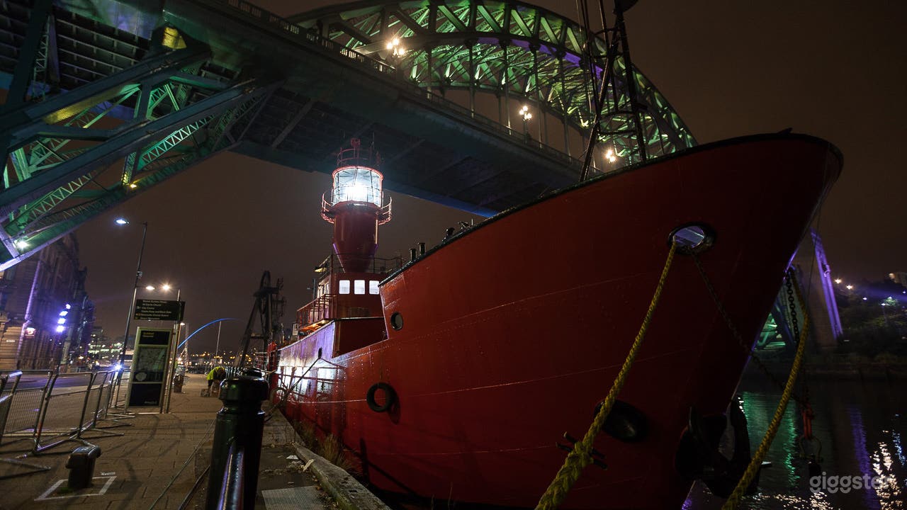 Iconic LV21 a 40m 500 tonne Historic Lightship Photo 4