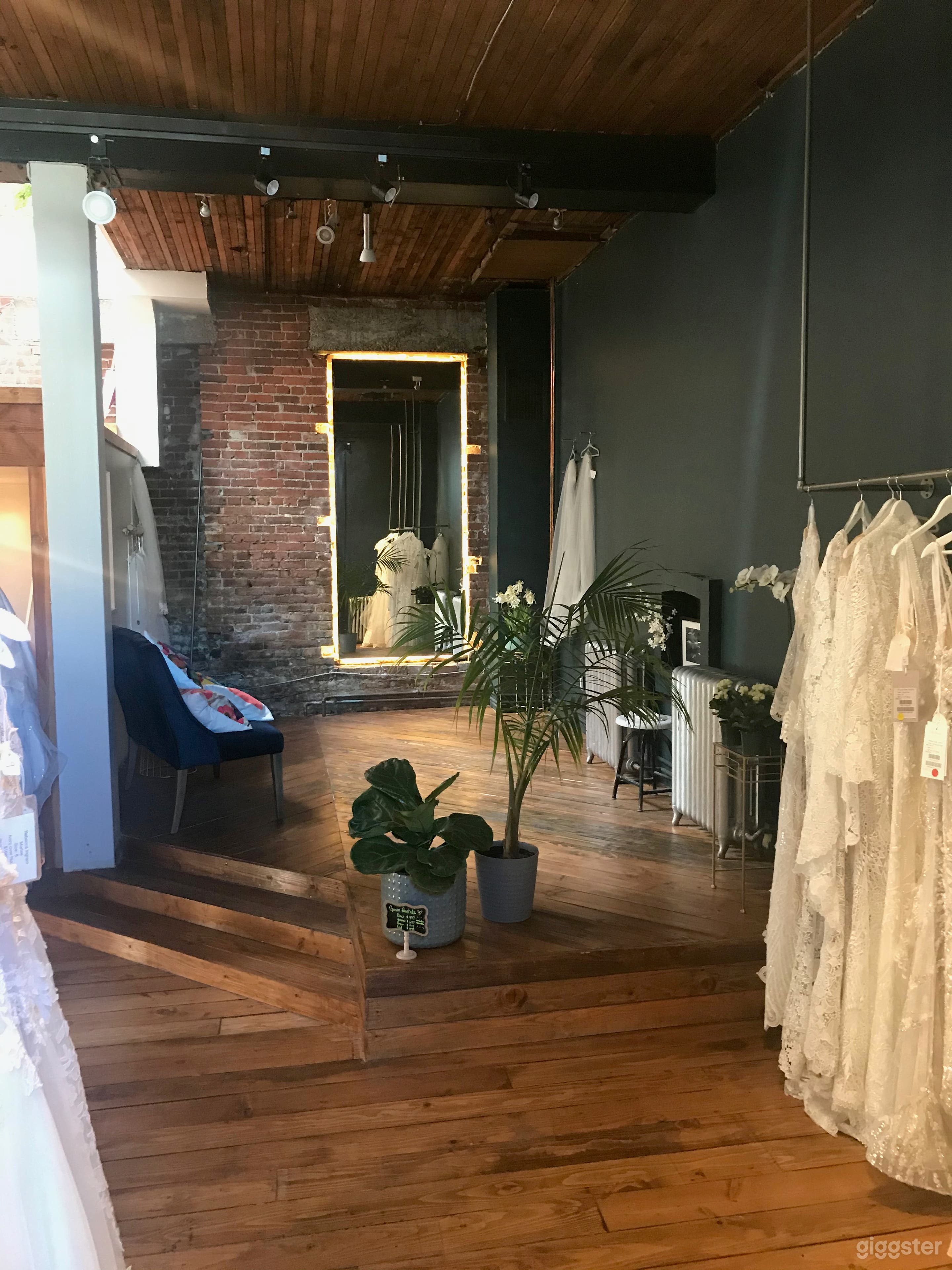 Heritage Exposed Brick Gallery Space Photo 4