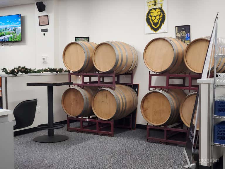  Exquisite Winery Tasting Room in Alexandria 