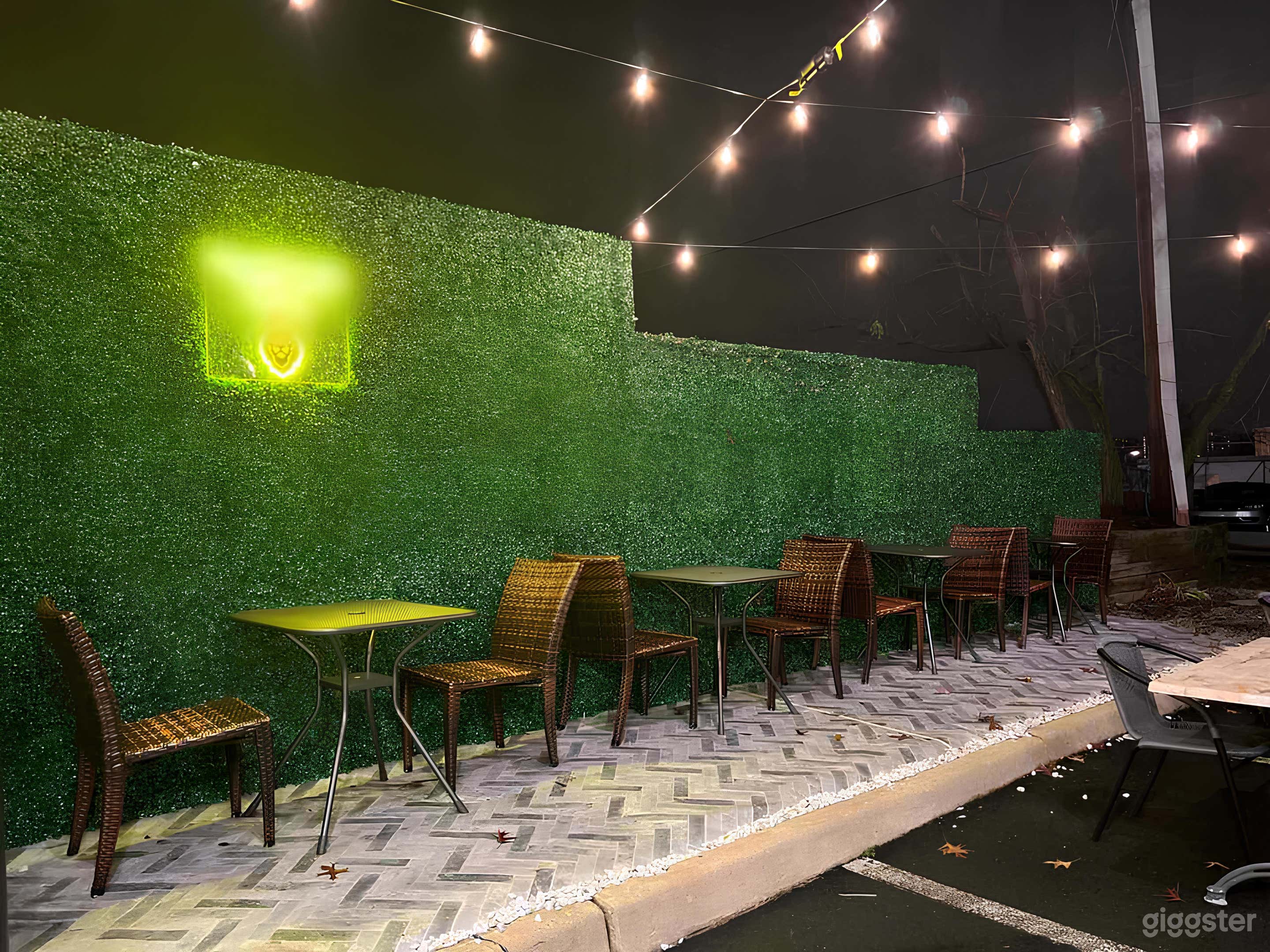 Exquisite Winery Tasting Room in Alexandria Photo 1