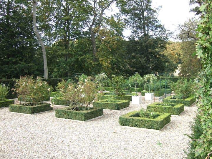  Stunning outdoor venue in Kent 