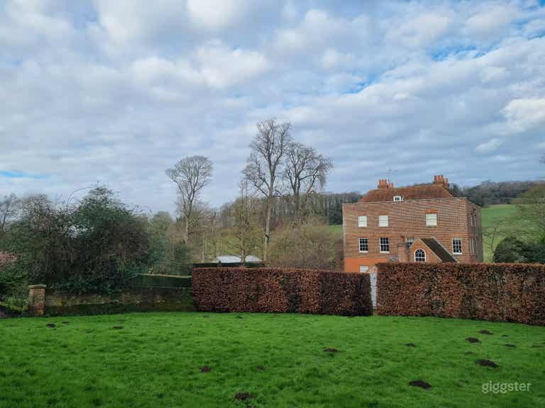  Stunning outdoor venue in Kent 