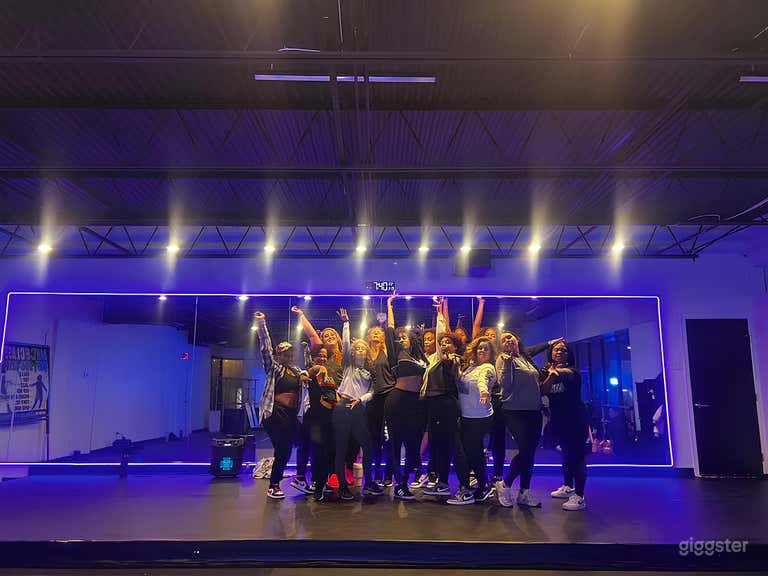  SPACIOUS Dance Studio in Dallas (Large and Small Studios) 