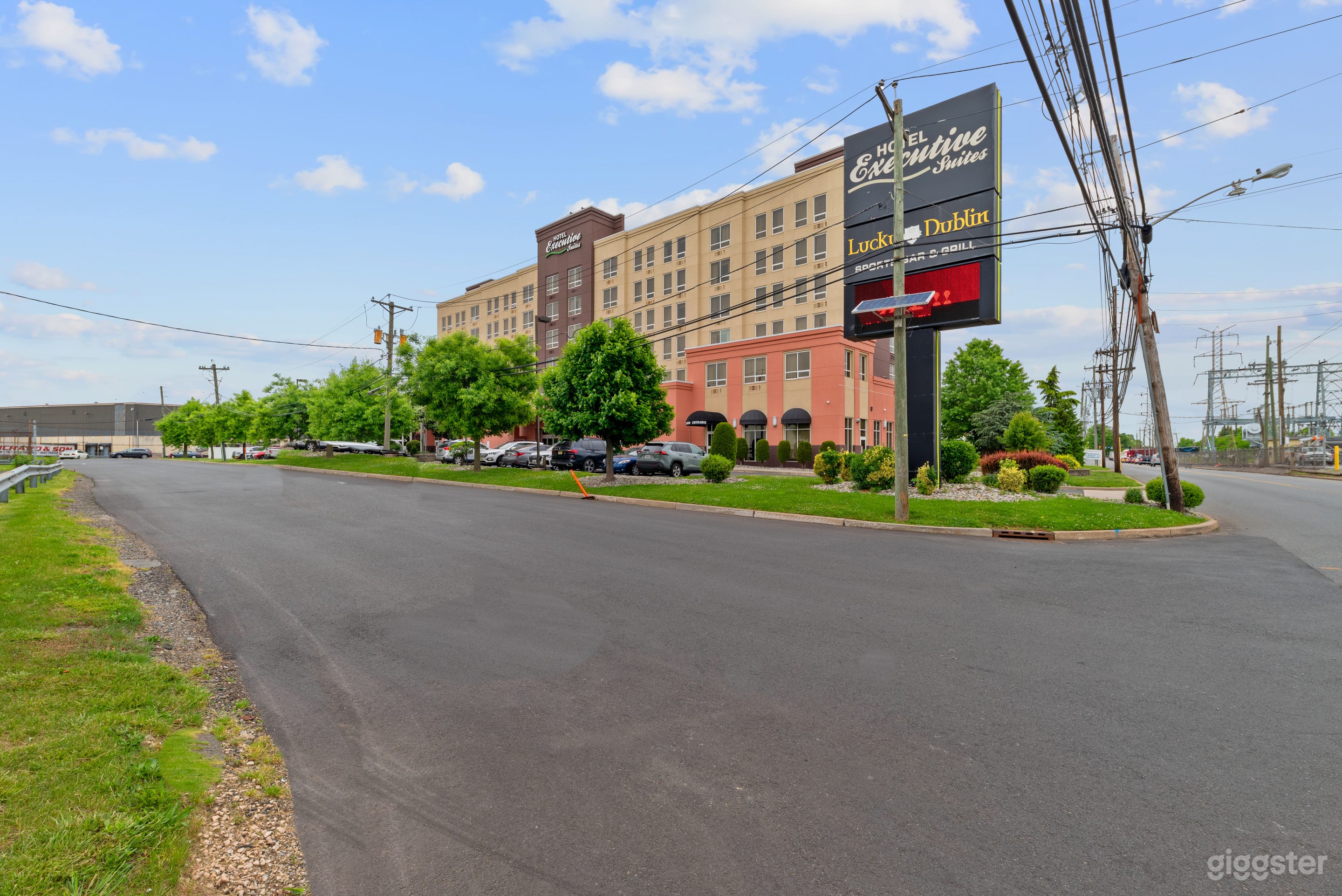 Modern Premier Hall Near NYC Photo 1