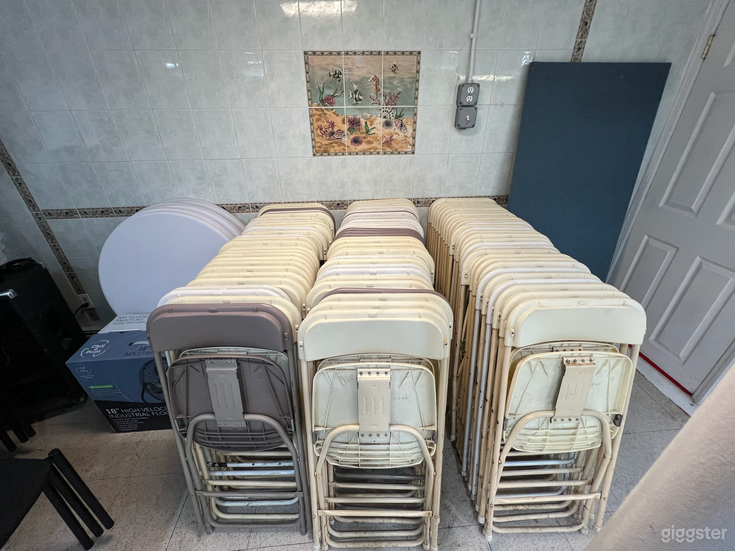 Spacious Outdoor Lounge across from Prospect Park Photo 3