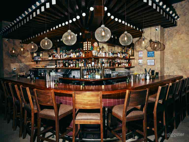  Full view of L-shaped main bar 