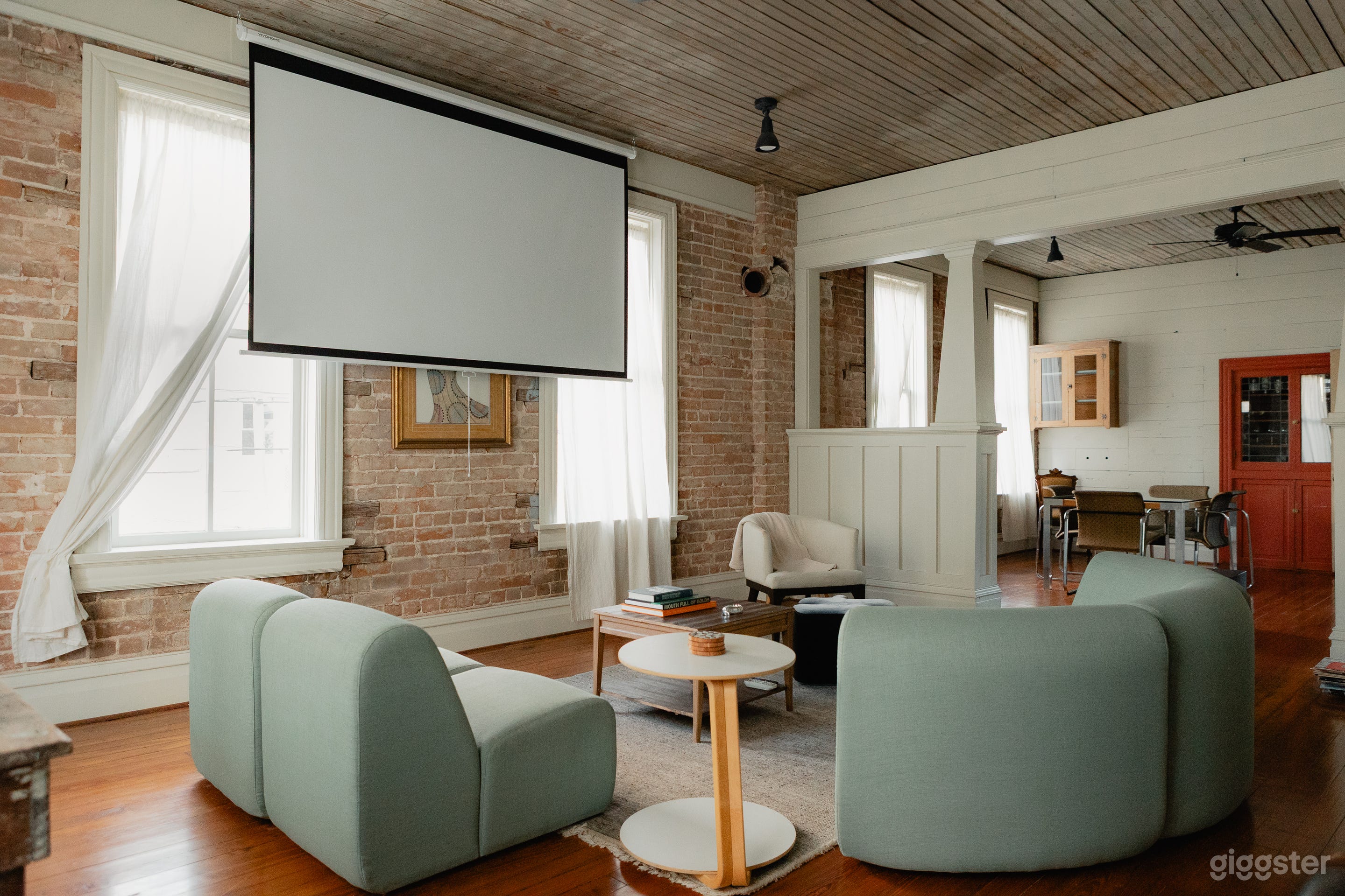 Vintage 1905 Loft Photo 1