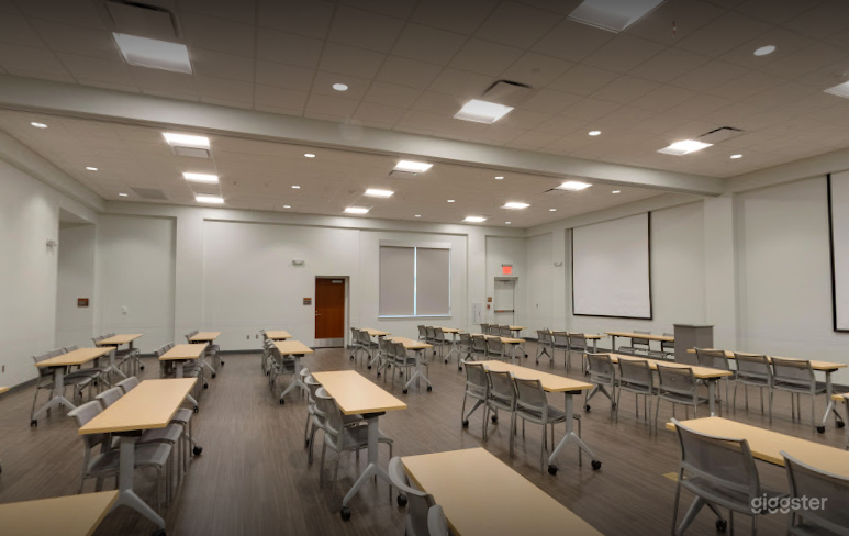 Large  Library Meeting Room in Greenwell Spring Branch Photo 1