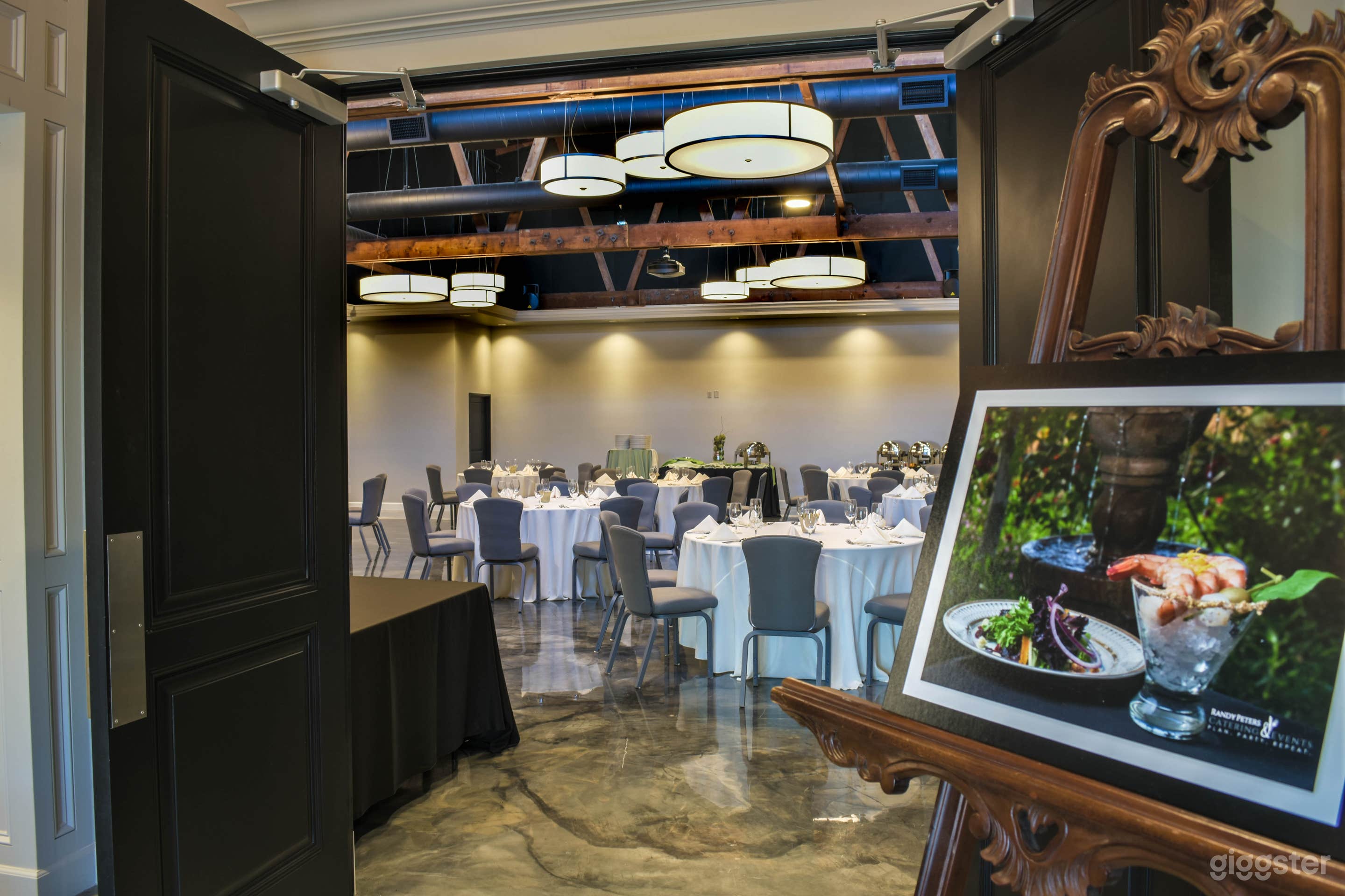 Gorgeous Ballroom Event Center Photo 3