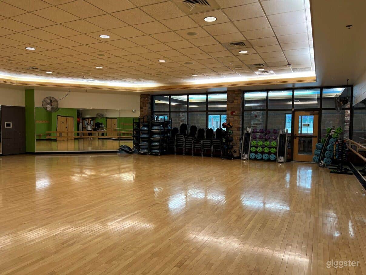 Vibrant Fitness Studio Photo 3