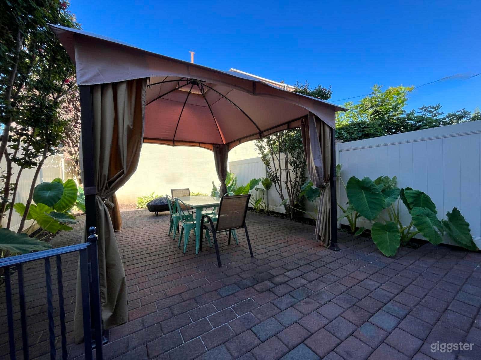 Intimate Backyard Setting Photo 2