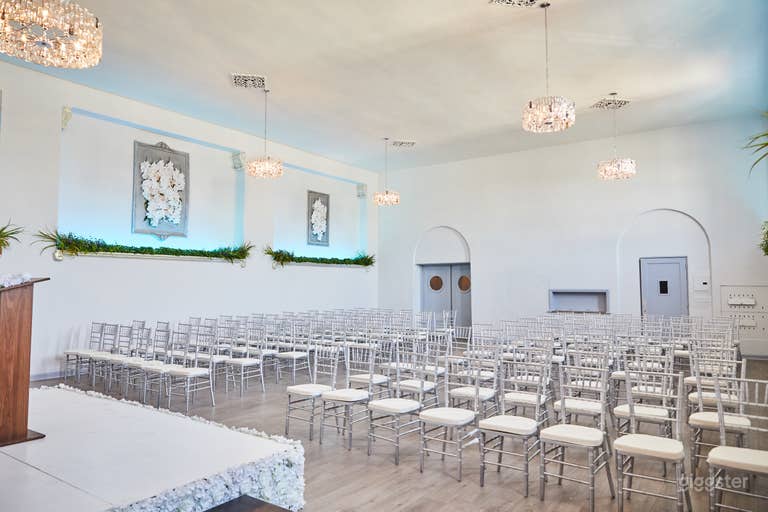  Elegant Wedding Chapel in LA 