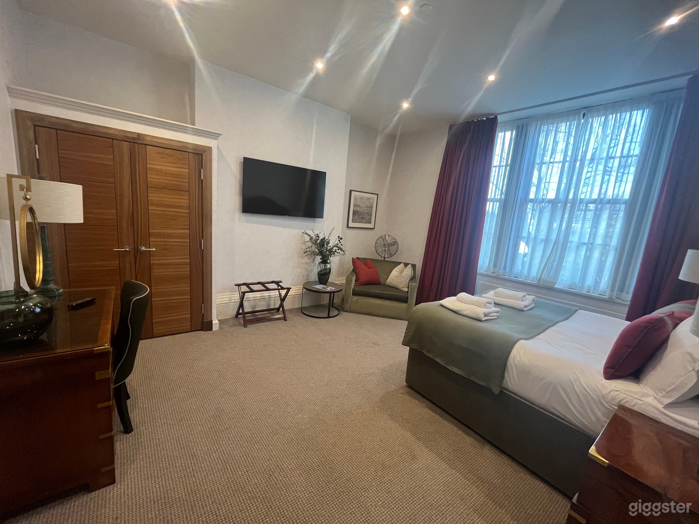 Gleneagles Junior Suite Photo 2