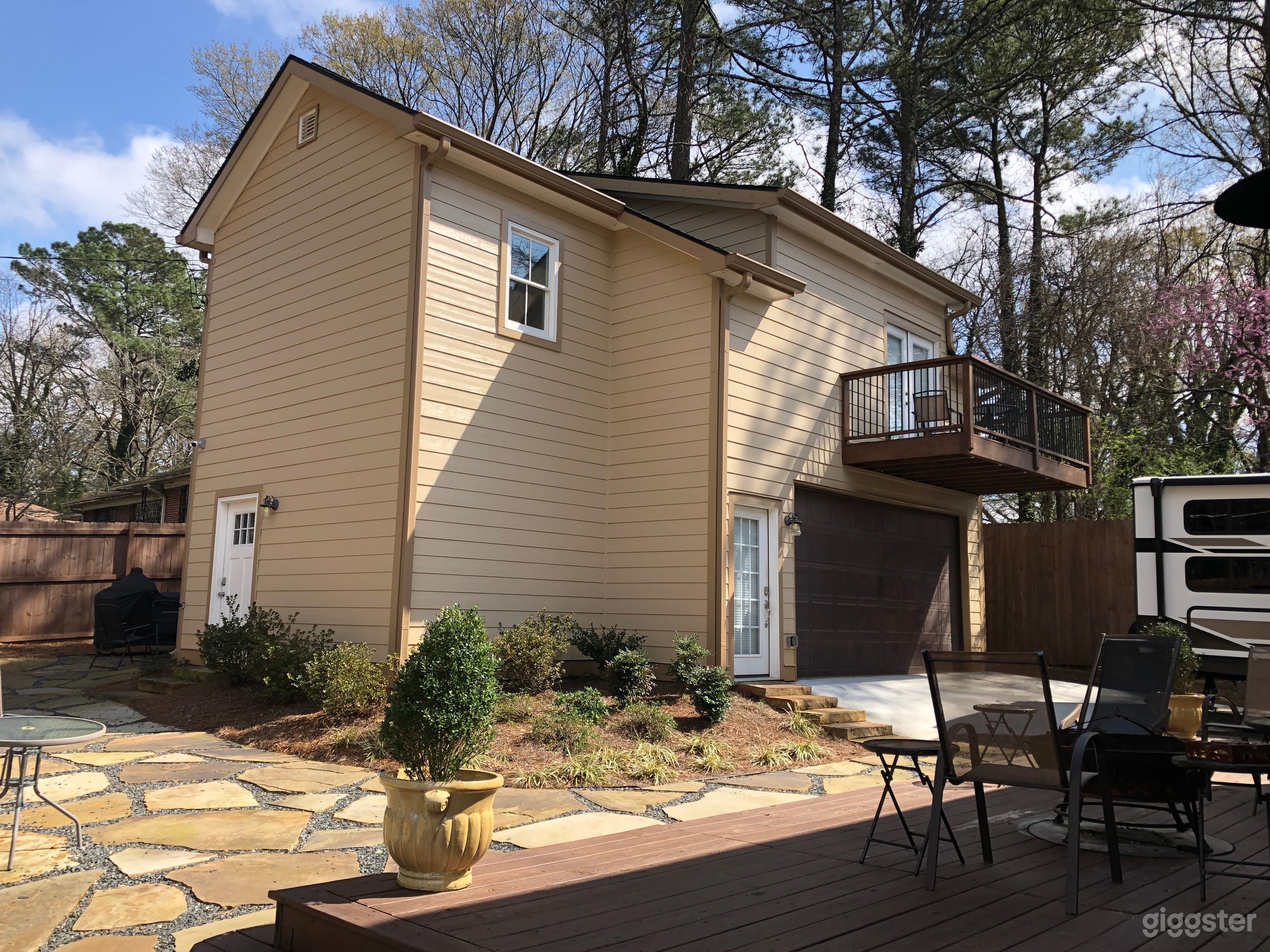 Line Street Grand at East Lake Photo 3