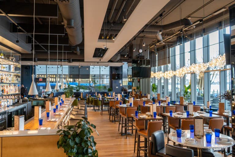  Relaxed, Elevated Dining with Stunning Lake Views 