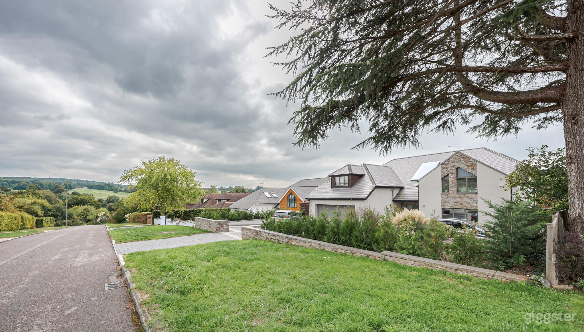 Modern Home with Polished Concrete Flooring Photo 2