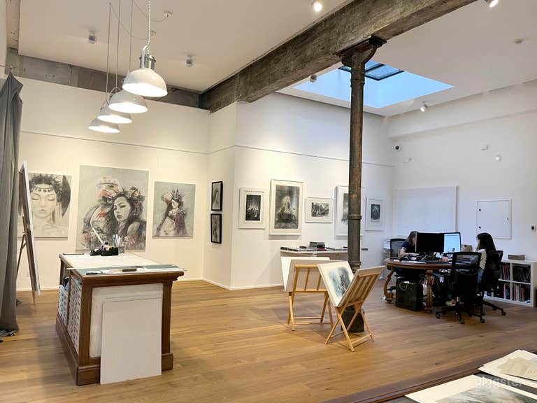  Obras de Arte de Artistas, Galería y Estudio 