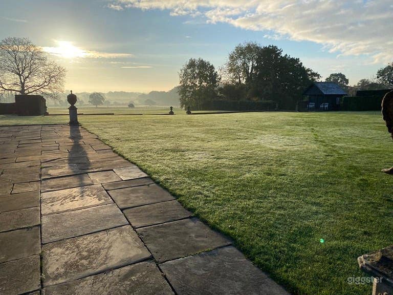 Extensive Farm Estate perfect for Filming  Photo 3
