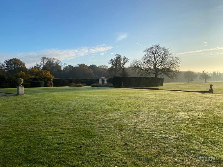 Extensive Farm Estate perfect for Filming  Photo 4