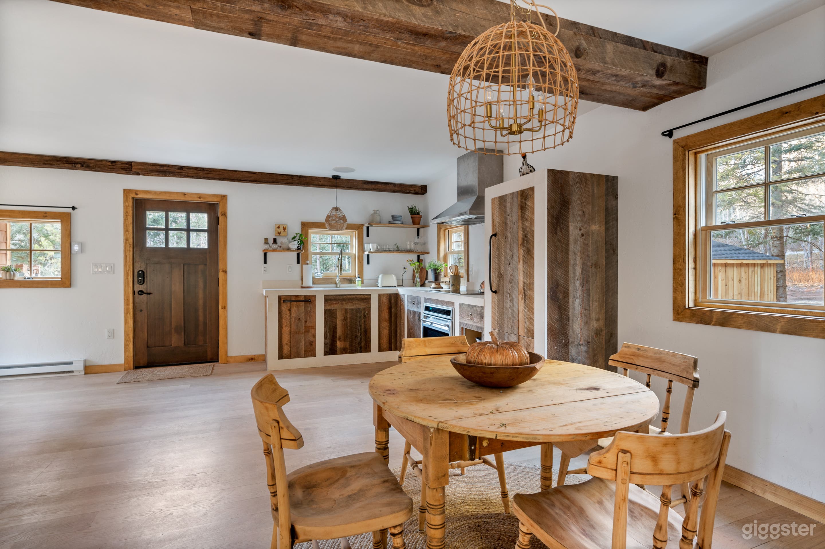 Creekside Retreat with Sauna, Hot Tub, Pizza Oven Photo 3