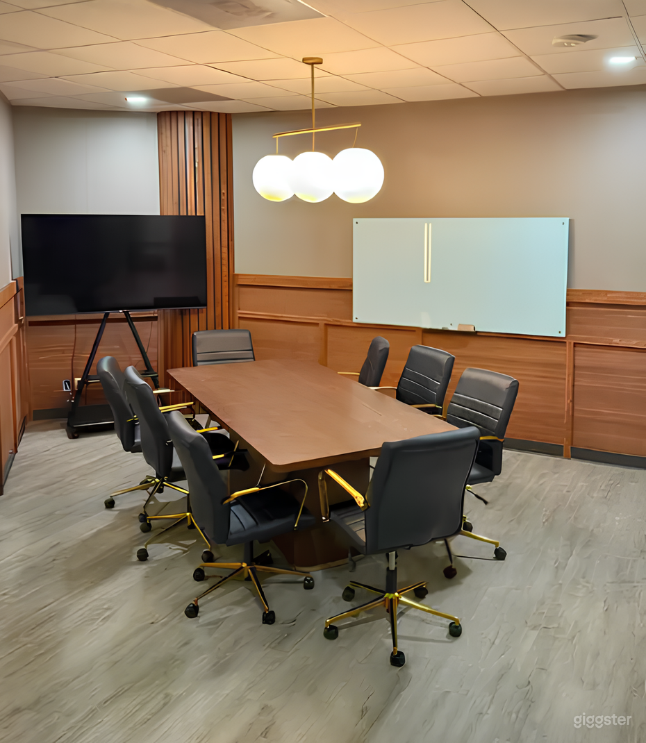 Amber Conference Room (up to 8 people) Photo 3