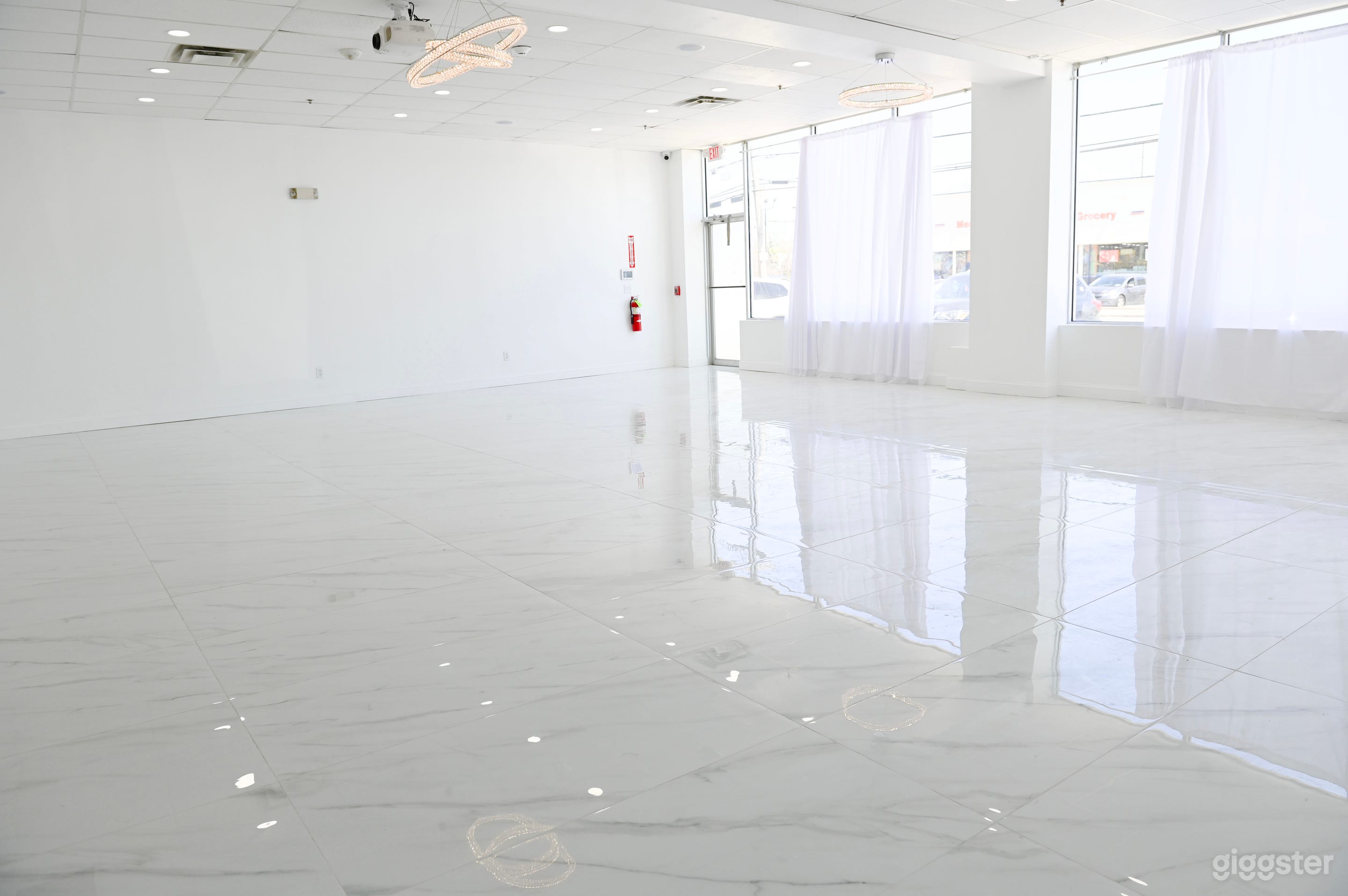 Modern Intimate Event Space Photo 3