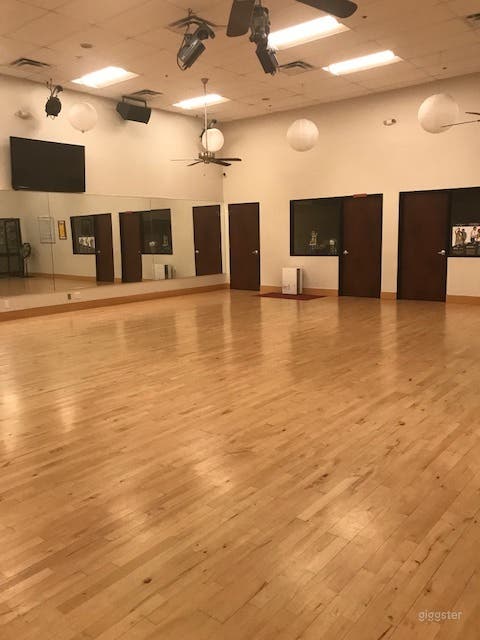 Main Ballroom Studio  Photo 3