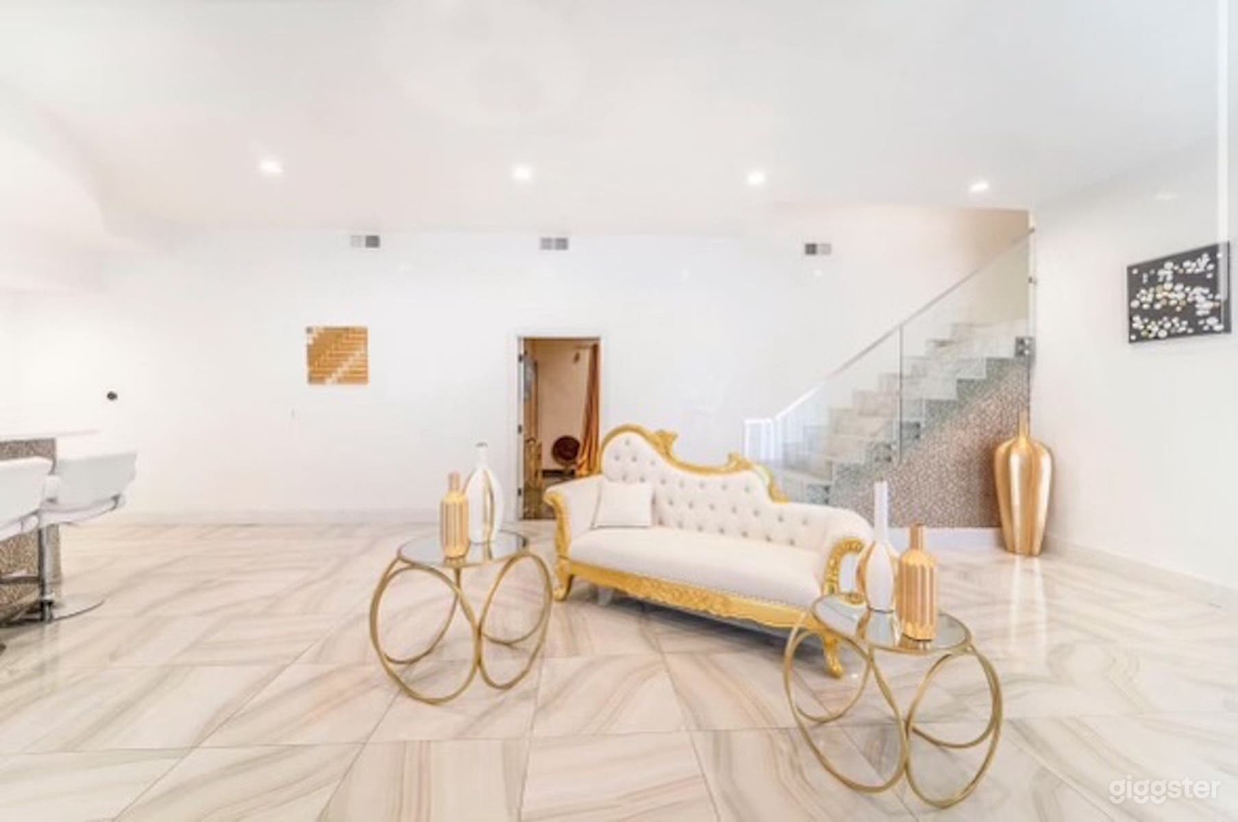 Hotel Suit, Pool, Garden inside Luxury house Photo 1