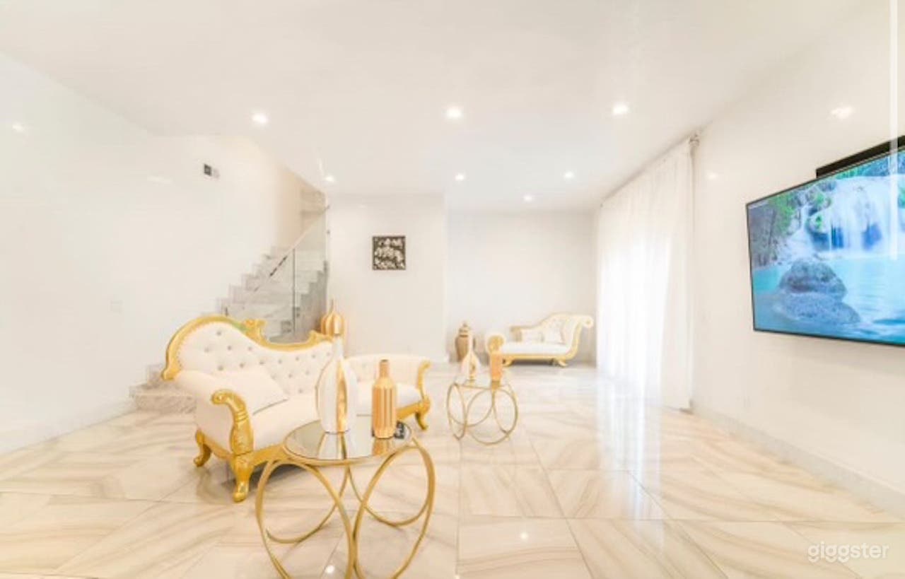 Hotel Suit, Pool, Garden inside Luxury house Photo 4