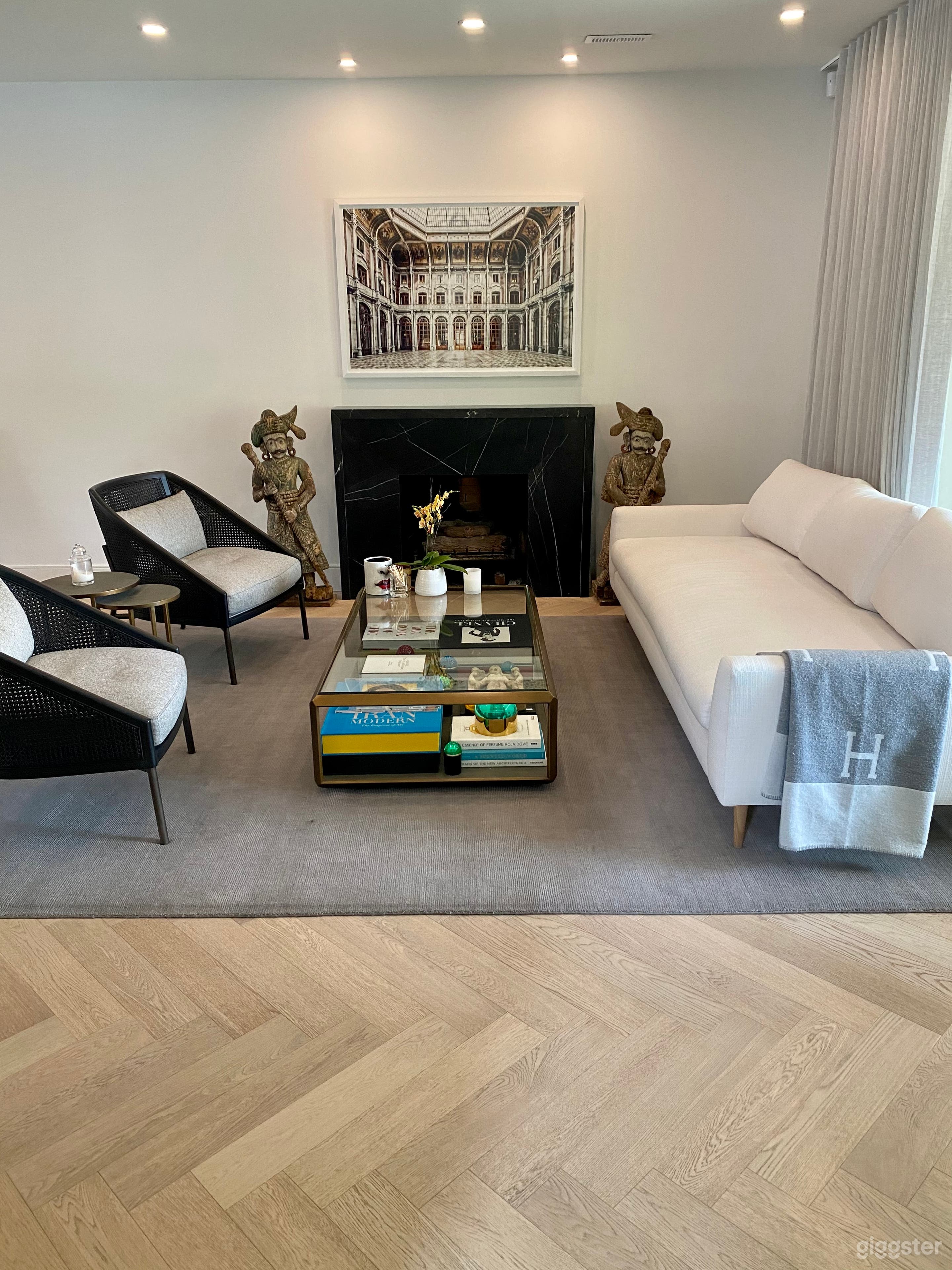 Designer Home In The Heart Of Kerrisdale Photo 1