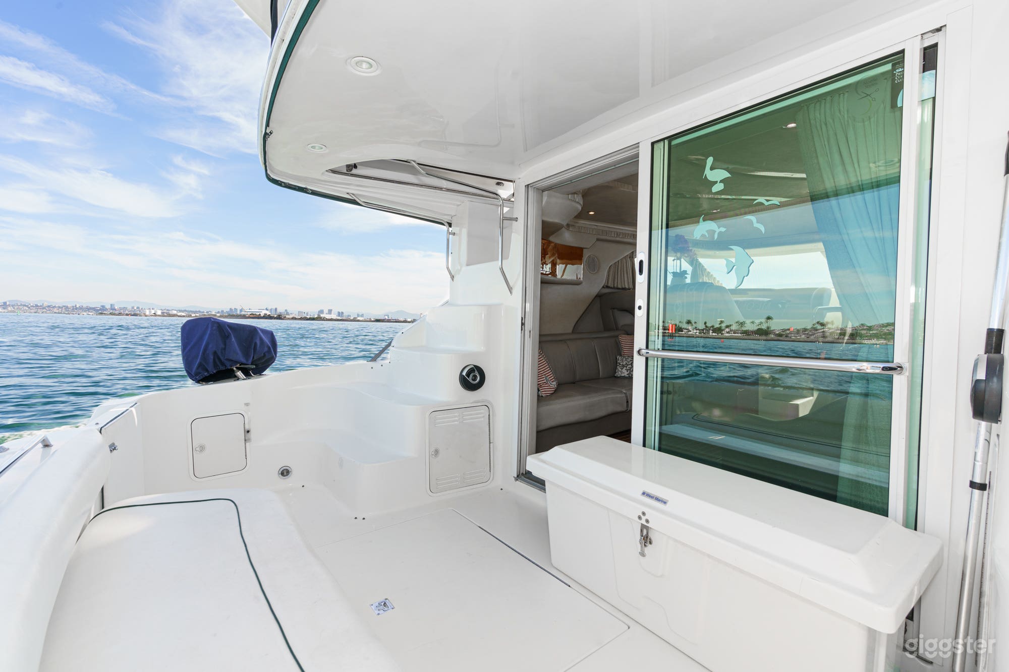 Seating and swim platform in back of boat