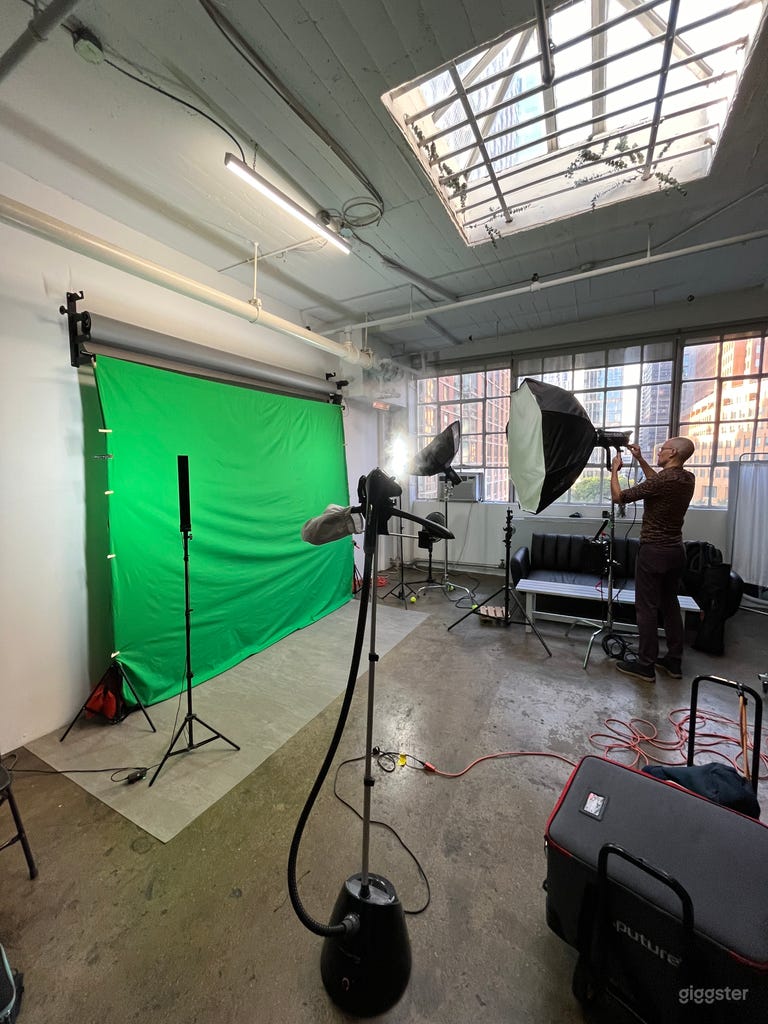  Bright & Versatile Photo Loft  in Downtown BK 