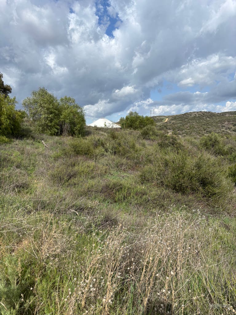  20 acres d'espace ouvert juste à l'extérieur de LA 