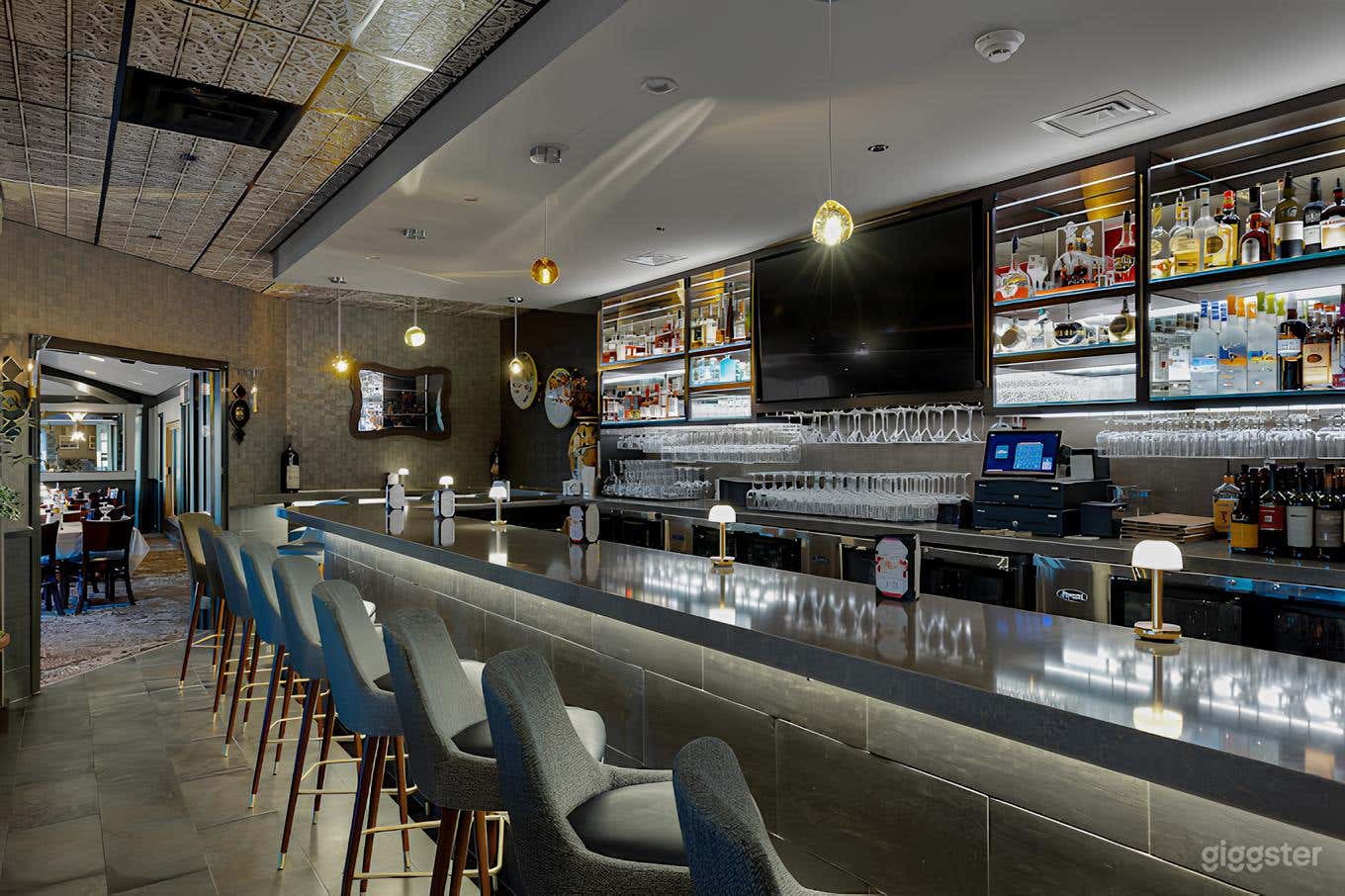 Long-Standing, Authentic Italian Restaurant (Entire Venue) Photo 2