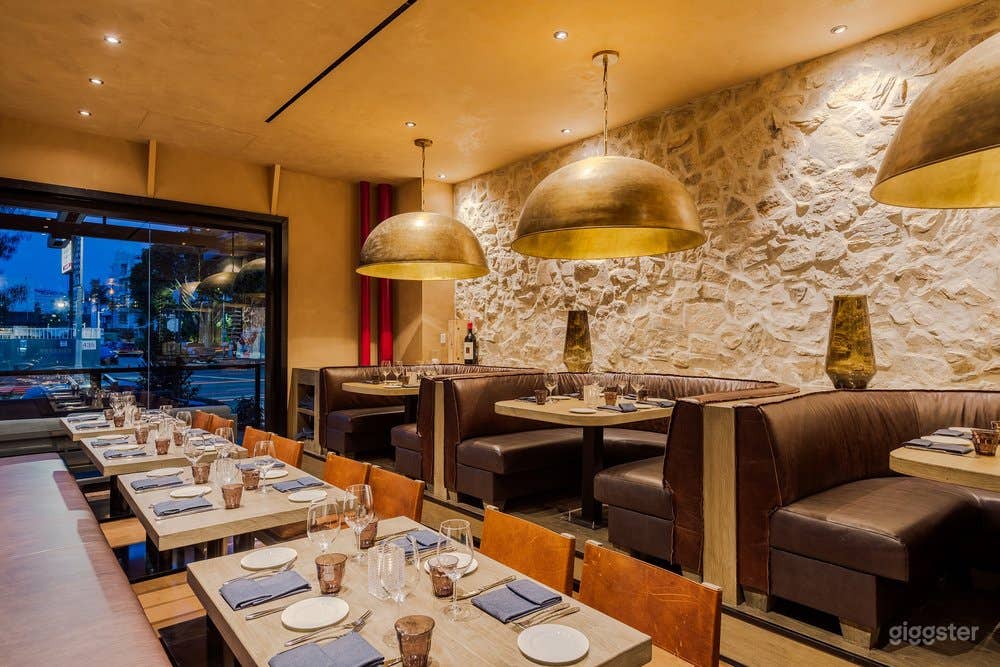 Upscale and Glamorous Circular Booths Photo 2