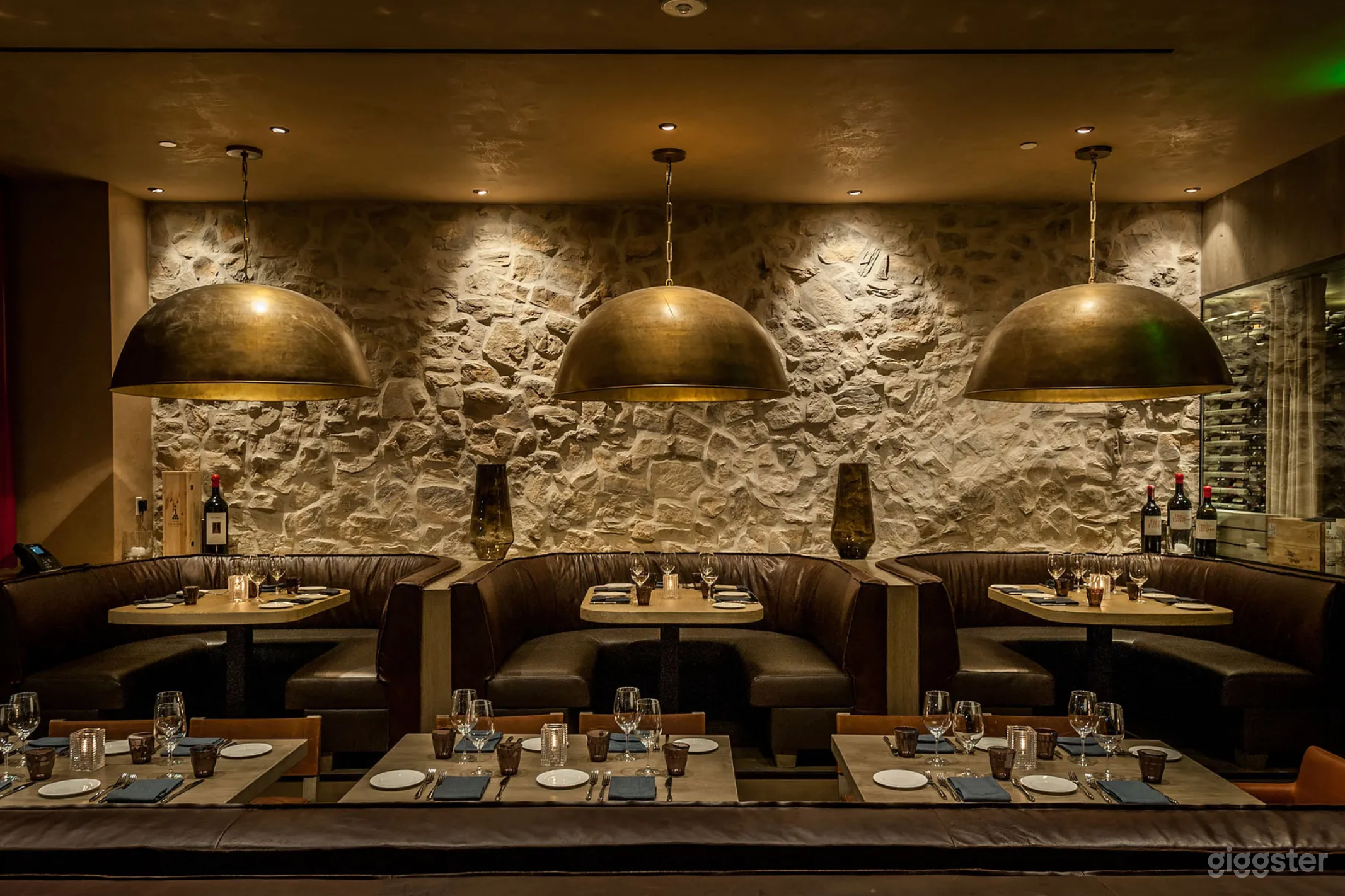 Upscale and Glamorous Circular Booths Photo 4