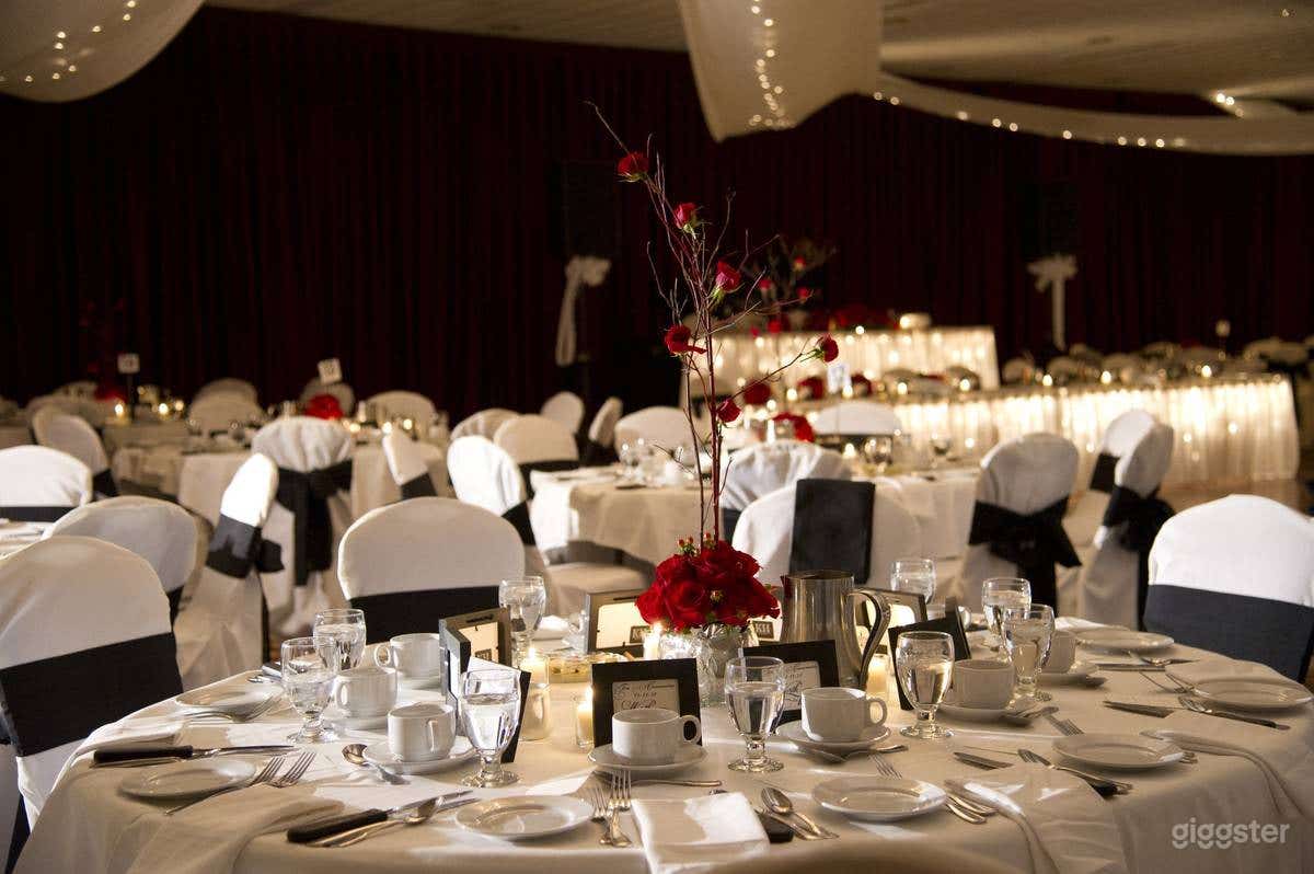 Indoor Glass-enclosed Room in Ohio Photo 3